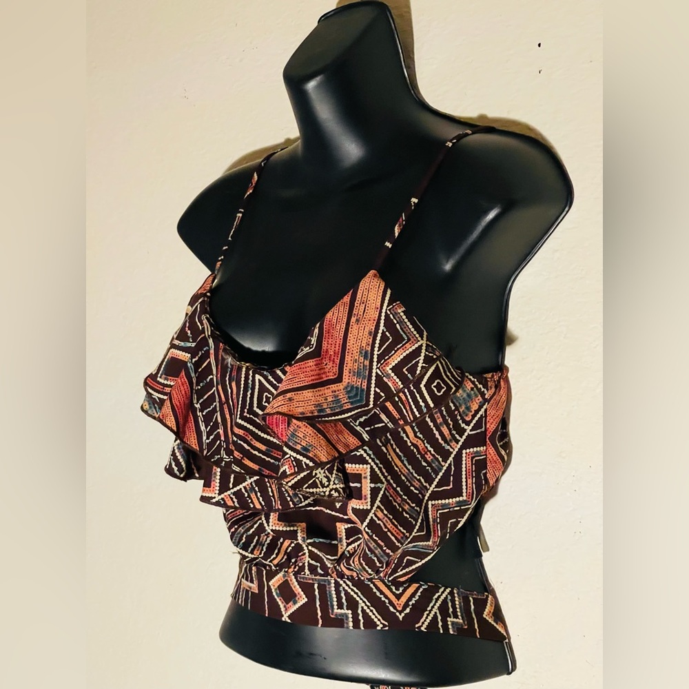Ruffled spaghetti strap crop top